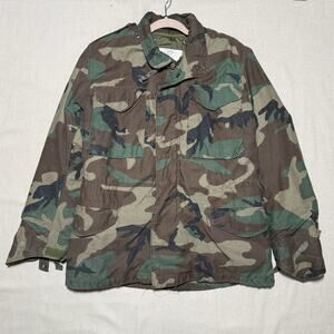 US Army Field Jacket Woodland Camo Cold Weather Coat Mens SMALL W/ Quilted Liner